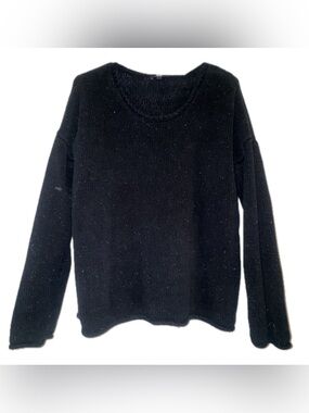 Uniqlo Black Crewneck Knit Sweater